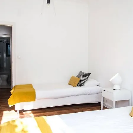 Fantastic Family With Pool In Cascais Alcabideche